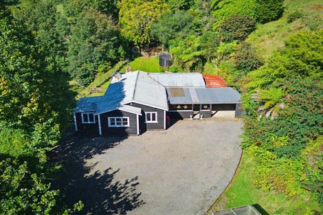 Photo of property in 822 Motukawa Road, Tarata, Inglewood, 4387
