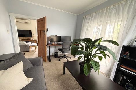 Photo of property in 1/16 Corunna Road, Milford, Auckland, 0620