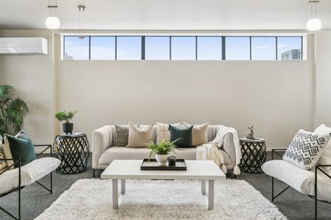 Photo of property in Endeavour Apartments, 8/125 Thorndon Quay, Pipitea, Wellington, 6011