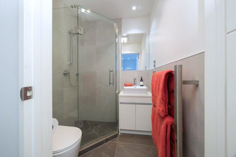 Photo of property in 101 Bordeaux Parade, Te Atatu South, Auckland, 0610