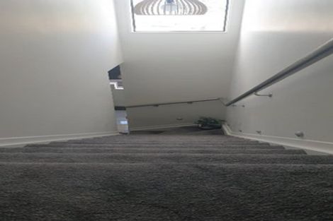 Photo of property in 18b Riverpark Crescent, Henderson, Auckland, 0610