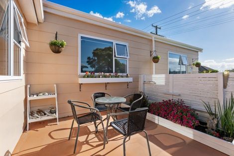 Photo of property in 5a High Street West, 4320