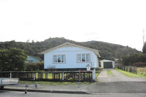 Photo of property in 32 Hilton Street, Blackball, 7804