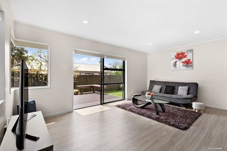 Photo of property in 3 Margan Avenue, New Lynn, Auckland, 0600