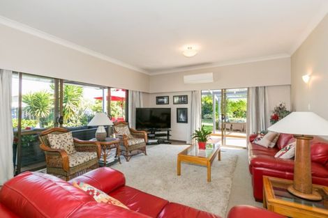 Photo of property in 52 Meeanee Road, Taradale, Napier, 4112