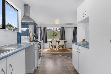 Photo of property in 2/935 Cameron Road, Gate Pa, Tauranga, 3112