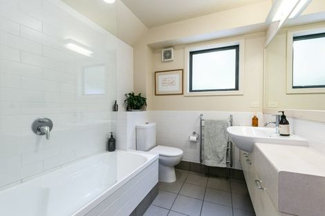 Photo of property in 3/6 Grass Street, Oriental Bay, Wellington, 6011