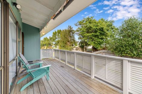 Photo of property in 17 Te Moau Avenue, Parakai, 0830