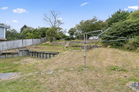 Photo of property in 19 Peel Place, Wainuiomata, Lower Hutt, 5014