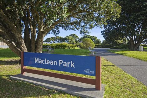 Photo of property in 5 Marine Parade, Paraparaumu Beach, Paraparaumu, 5032