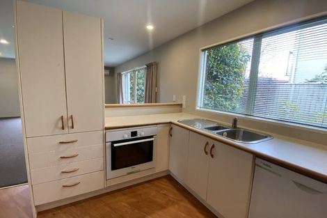 Photo of property in 35 Parade Court, Addington, Christchurch, 8024