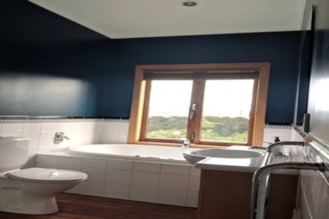 Photo of property in 6 Upoko Road, Hataitai, Wellington, 6021