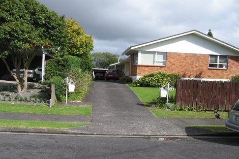 Photo of property in 1/23 Poinsettia Place, Henderson, Auckland, 0610