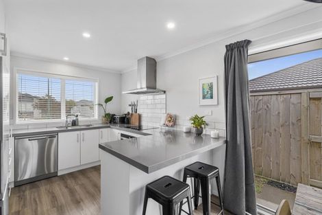 Photo of property in 8 Kanapa Close, Papamoa, 3118