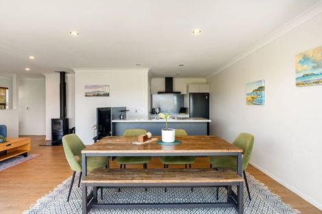 Photo of property in 29b Newport Terrace, Seatoun, Wellington, 6022