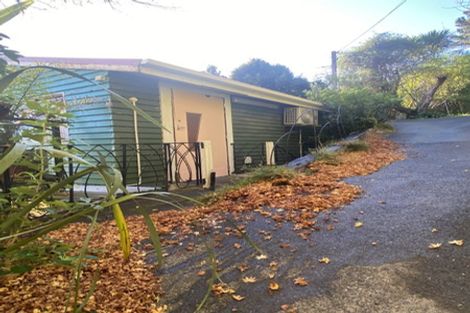 Photo of property in 21 Nikau Road, Point Howard, Lower Hutt, 5013