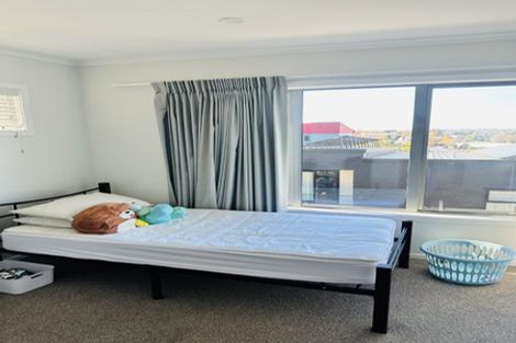 Photo of property in 9/19 Ruakiwi Road, Hamilton Lake, Hamilton, 3204