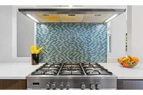 Photo of property in 21 Mariners View Road, Beach Haven, Auckland, 0626