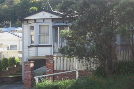 Photo of property in 228 Ohiro Road, Brooklyn, Wellington, 6021