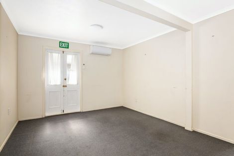 Photo of property in 111 Te Pene Avenue, Titahi Bay, Porirua, 5022