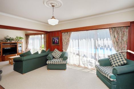 Photo of property in 337c Avonhead Road, Avonhead, Christchurch, 8042