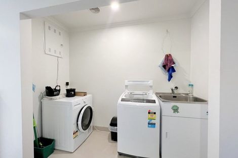 Photo of property in 59 Carrington Avenue, Silverdale, Hamilton, 3216