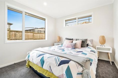 Photo of property in 11 Lusitano Drive, Karaka, Papakura, 2113