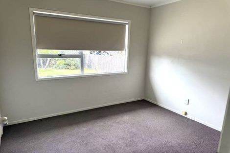 Photo of property in 44 Beach Road, Te Atatu Peninsula, Auckland, 0610