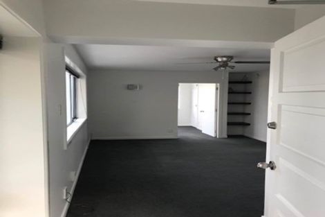 Photo of property in Windsor Court, 340u7 Tinakori Road, Thorndon, Wellington, 6011