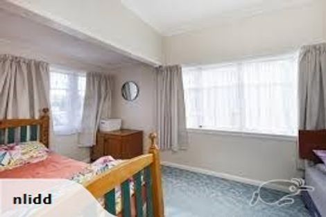 Photo of property in 35 Thomson Street, West End, Palmerston North, 4412