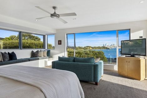 Photo of property in 39 Maritime Terrace, Birkenhead, Auckland, 0626