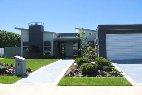 Photo of property in 32 Ruby Avenue, Northwood, Christchurch, 8051