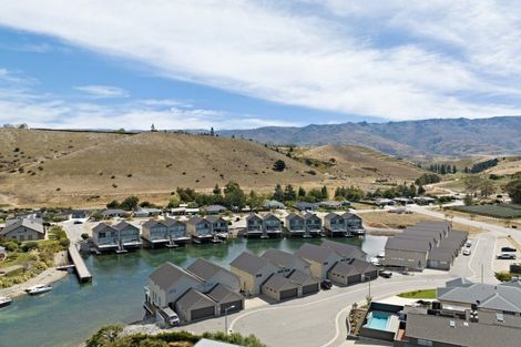 Photo of property in 4b Rahoy Close, Mount Pisa, Cromwell, 9383