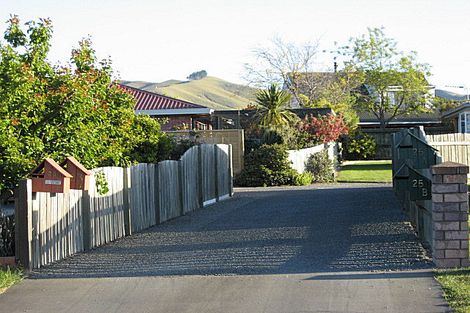 Photo of property in 23 Karina Crescent, Redwoodtown, Blenheim, 7201