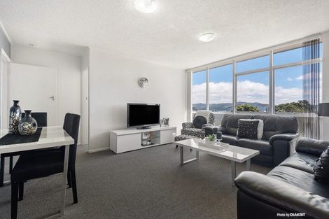 Photo of property in 23uc7 Rangitane Street, Maupuia, Wellington, 6022