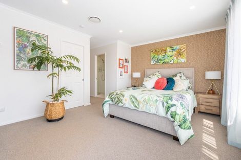 Photo of property in 21 West Hoe Heights, Orewa, 0931