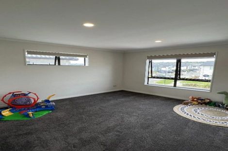 Photo of property in 92 Ksenia Drive, Flat Bush, Auckland, 2019
