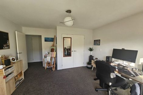Photo of property in 32 View Road, Houghton Bay, Wellington, 6023
