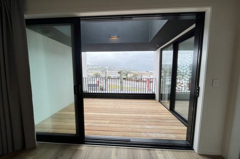 Photo of property in 206/2u Onepu Road, Kilbirnie, Wellington, 6022