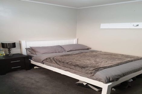 Photo of property in 11 Lynda Avenue, Paparangi, Wellington, 6037