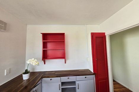 Photo of property in 15 Barton Terrace, Thorndon, Wellington, 6011