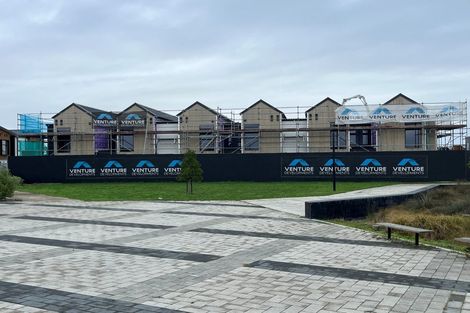 Photo of property in 1 Adzebill Court, Rototuna North, Hamilton, 3210