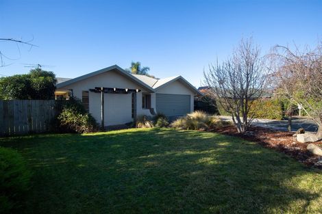 Photo of property in 12 Stagg Place, Brightwater, 7022