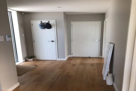 Photo of property in 674a East Coast Road, Pinehill, Auckland, 0630
