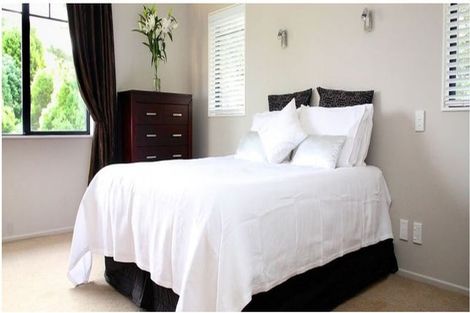 Photo of property in 245c Hill Road, The Gardens, Auckland, 2105