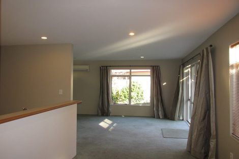 Photo of property in 35 Parade Court, Addington, Christchurch, 8024