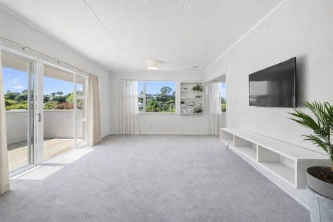 Photo of property in 6 Carlton Terrace, Westown, New Plymouth, 4310