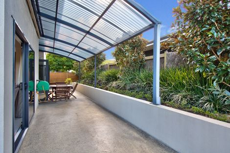 Photo of property in 22d Shetland Street, Glen Eden, Auckland, 0602