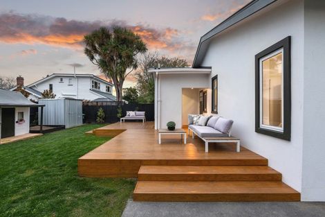 Photo of property in 43 Waimea Terrace, Beckenham, Christchurch, 8023