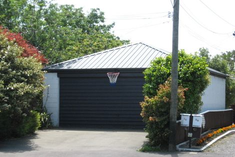 Photo of property in 8a Kyeburn Place, Avonhead, Christchurch, 8042